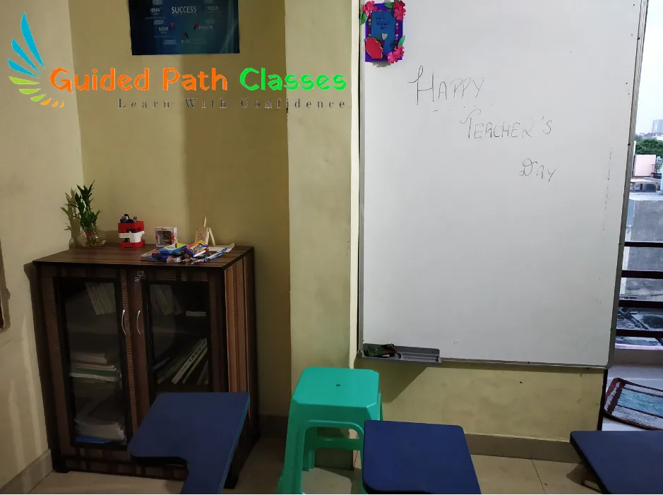 Students and teachers at a Guided Path Classes event, photo 8