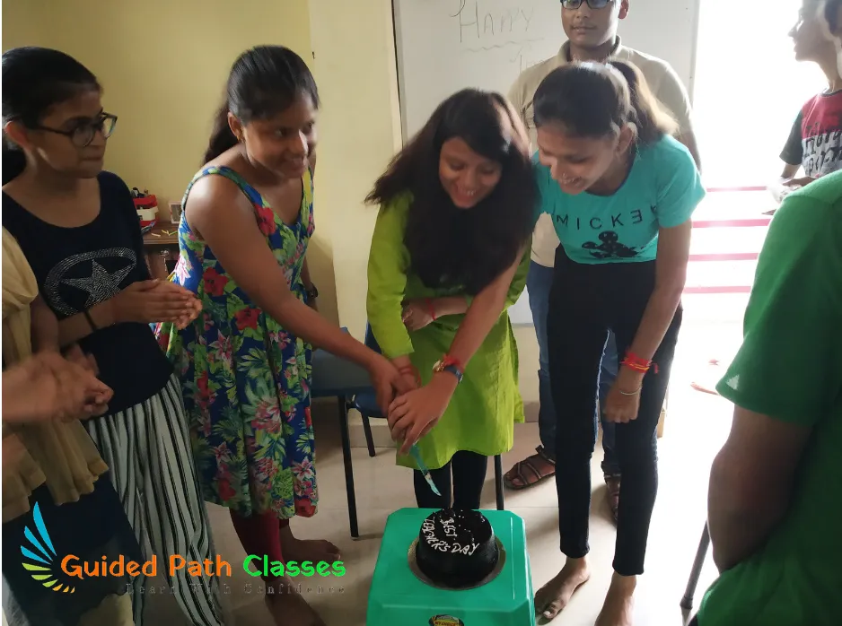 Students and teachers at a Guided Path Classes event, photo 13